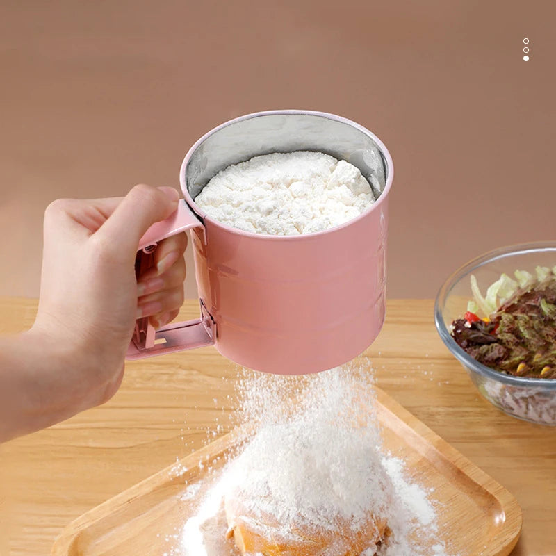 BakeEase – Hand Press Flour Sifter